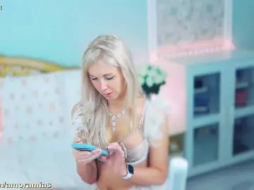 Bongacams Free Porn Cam of Amoramias