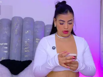 Bongacams Live Porn of AlynAllen