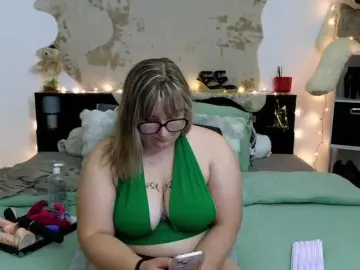 Bongacams Adult Webcam of ElvinnaLaFrancaise