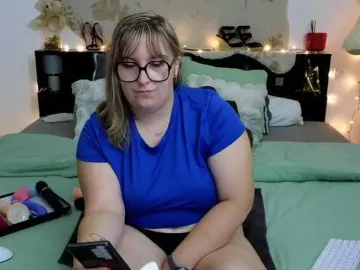 Bongacams Nude Webcam of ElvinnaLaFrancaise