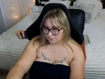 Bongacams Adult Webcams of ElvinnaLaFrancaise