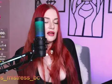 Bongacams Sex Cam of FemdomJOI