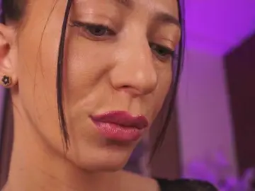 Bongacams Private Sex Chat of RubyFever