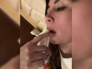 Bongacams Live Sex Cam of Qlona