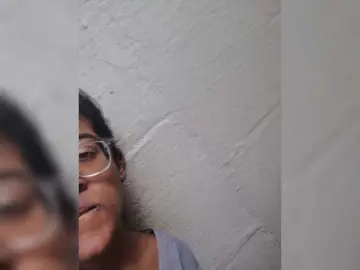 Bongacams Sex Cam of IndianBeaut