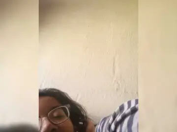 Bongacams Nude Webcam of IndianBeaut