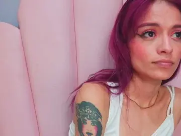 Bongacams Best live sex cam show of LUCYMILLER