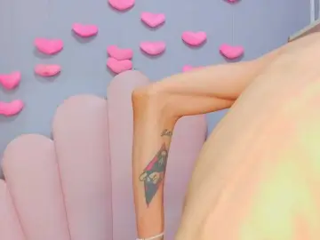 Bongacams Live Sex Cam of LUCYMILLER