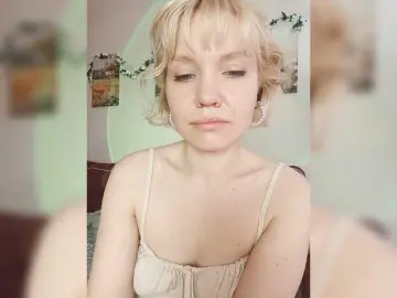 Bongacams Free Porn Cam of Tikoffka