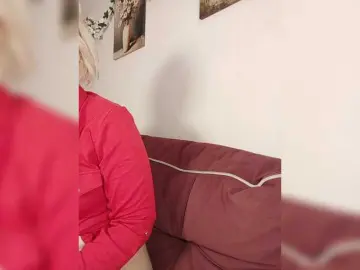 Bongacams Free Porn Cam of Tikoffka