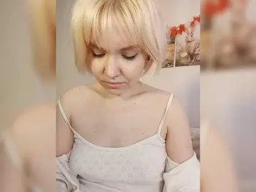 Bongacams Nude Webcam of Tikoffka