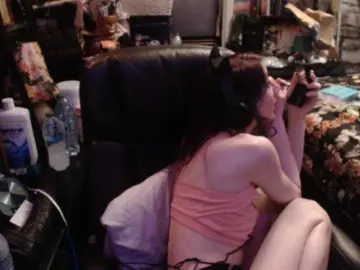 Bongacams Free Porn Cam of pussyxpaladin
