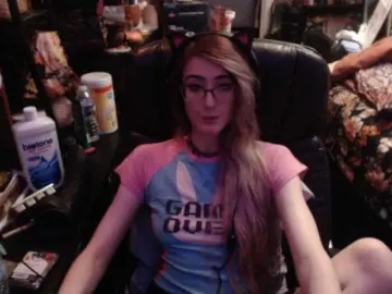 Bongacams Nude Webcam of pussyxpaladin