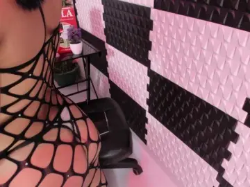 Bongacams Live Sex Cam of AlinaMorris