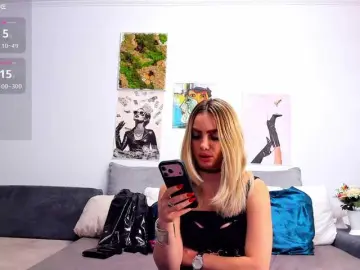 Bongacams Adult Video Chat of CallmeAnna
