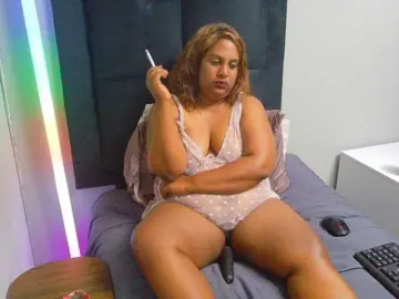 Bongacams Best live sex cam show of SpicedDove
