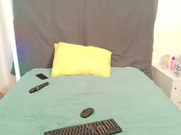 Bongacams Best live sex cam show of SpicedDove