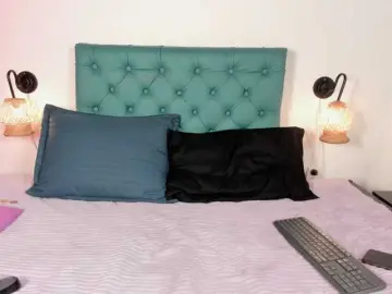 Bongacams Free Porn Cam of van-angel