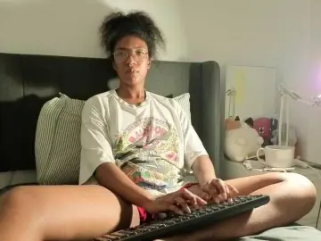 Bongacams Free Live Porn of CarolineS