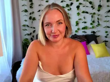 Bongacams Sex Chat of MonikaFoxys