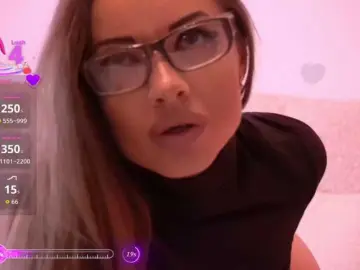 Bongacams Nude Webcam of JenniferBomb