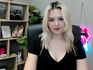 Bongacams Adult Webcam of SweetLilyxo