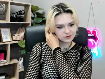 Bongacams Free Porn Cam of SweetLilyxo