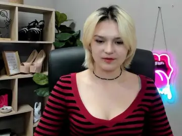 Bongacams Adult Webcam of SweetLilyxo