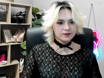 Bongacams Watch Live Sex Cams of SweetLilyxo