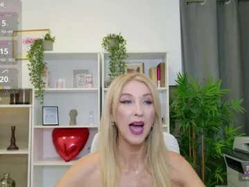 Bongacams Best live sex cam show of LadyLeea