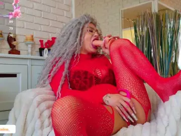 Bongacams Free Live Porn of blondeceline