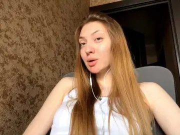 Bongacams Sex Cam of MyrticeDollen