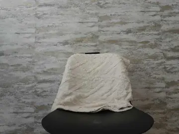 Bongacams Live Sex Cam of Nahomixjones