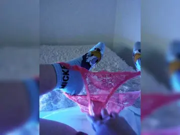 Bongacams Best live sex cam show of amazingtits-5D