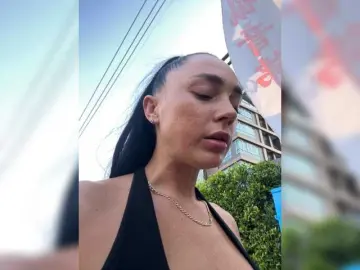 Bongacams Sex Cam of BabyTata211