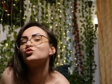 Bongacams Best live sex cam show of NaughtYHomemadE