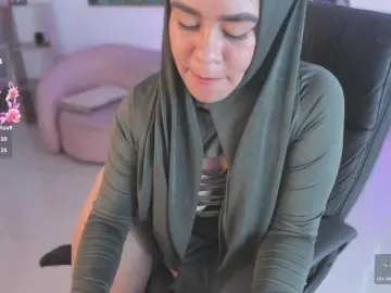 Bongacams Best live sex cam show of khaly-nahyan