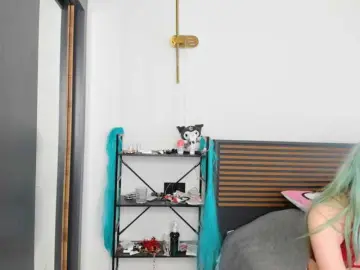 Bongacams Free Porn Cam of LucyStars