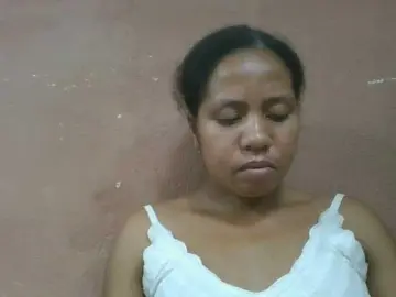 Bongacams Live Sex Cam of Tharcile