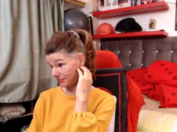 Bongacams Private Sex Chat of kellysurfing