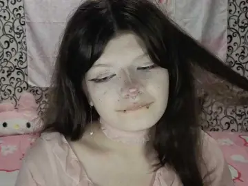 Bongacams Best live sex cam show of FrirenLovv
