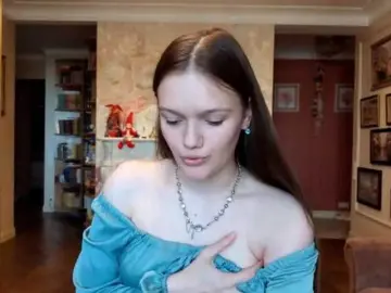Bongacams Watch Live Sex Cams of ElenaKeel