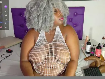 Bongacams Sex Chat of ebony-NeighborMoans