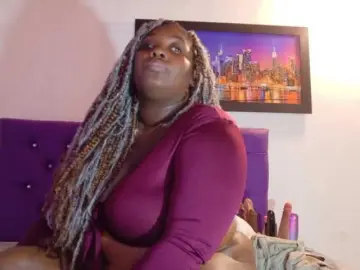 Bongacams Private Sex Chat of ebony-NeighborMoans