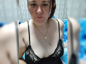 Bongacams Live Porn of MiaShooter