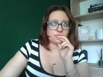 Bongacams Watch Live Sex Cams of sensualParis