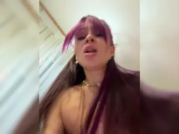 Bongacams Live Sex Cam of VIP17CoupleDream