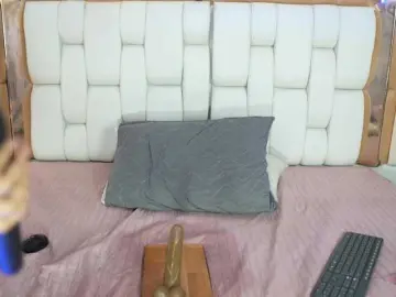 Bongacams Best live sex cam show of skinnyslutgirl