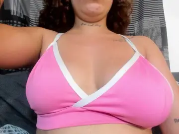 Bongacams Free Porn Cam of miaapons