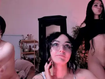 Bongacams Watch Live Sex Cams of ingridblondy94
